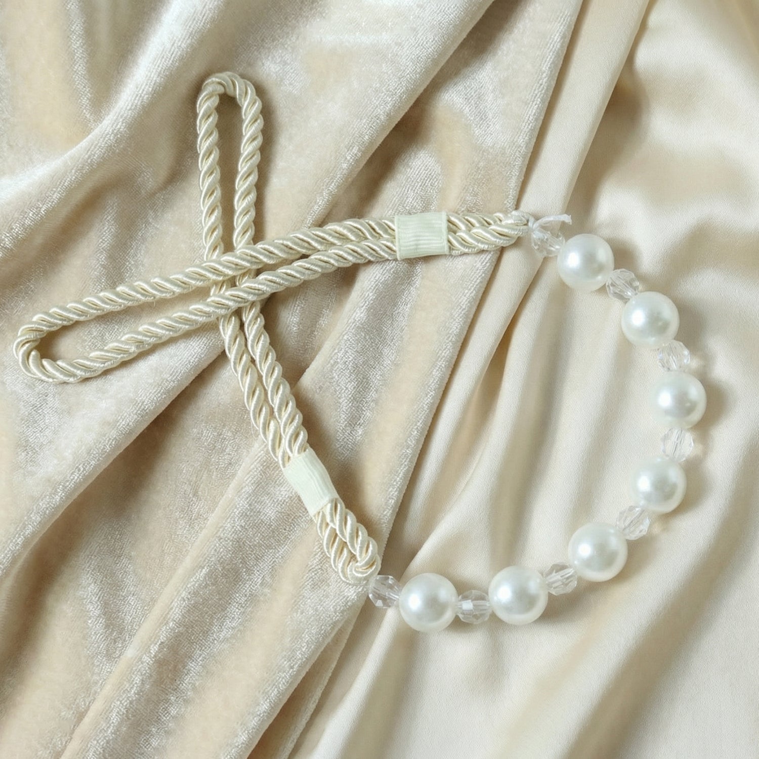 Curtain Holdback