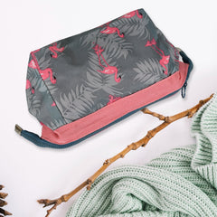 Makeup Bag / Pouch / Travel Cosmetic Bags / (1 pc / 25×13 Cm)
