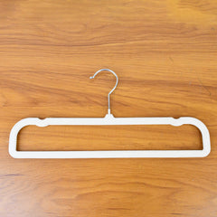 Premium Velvet Non-Slip Cloth Hanger with Metal Hook (1 Pc)