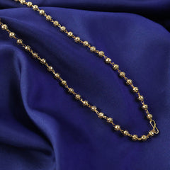 Festive gold pearl necklace        
